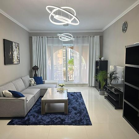 Huge Entire Apartment For Couples ,Families & Groups -Up To 5 Guests- With Free Pool, Steam & Sauna ,Jvc,Дубай Экстерьер фото