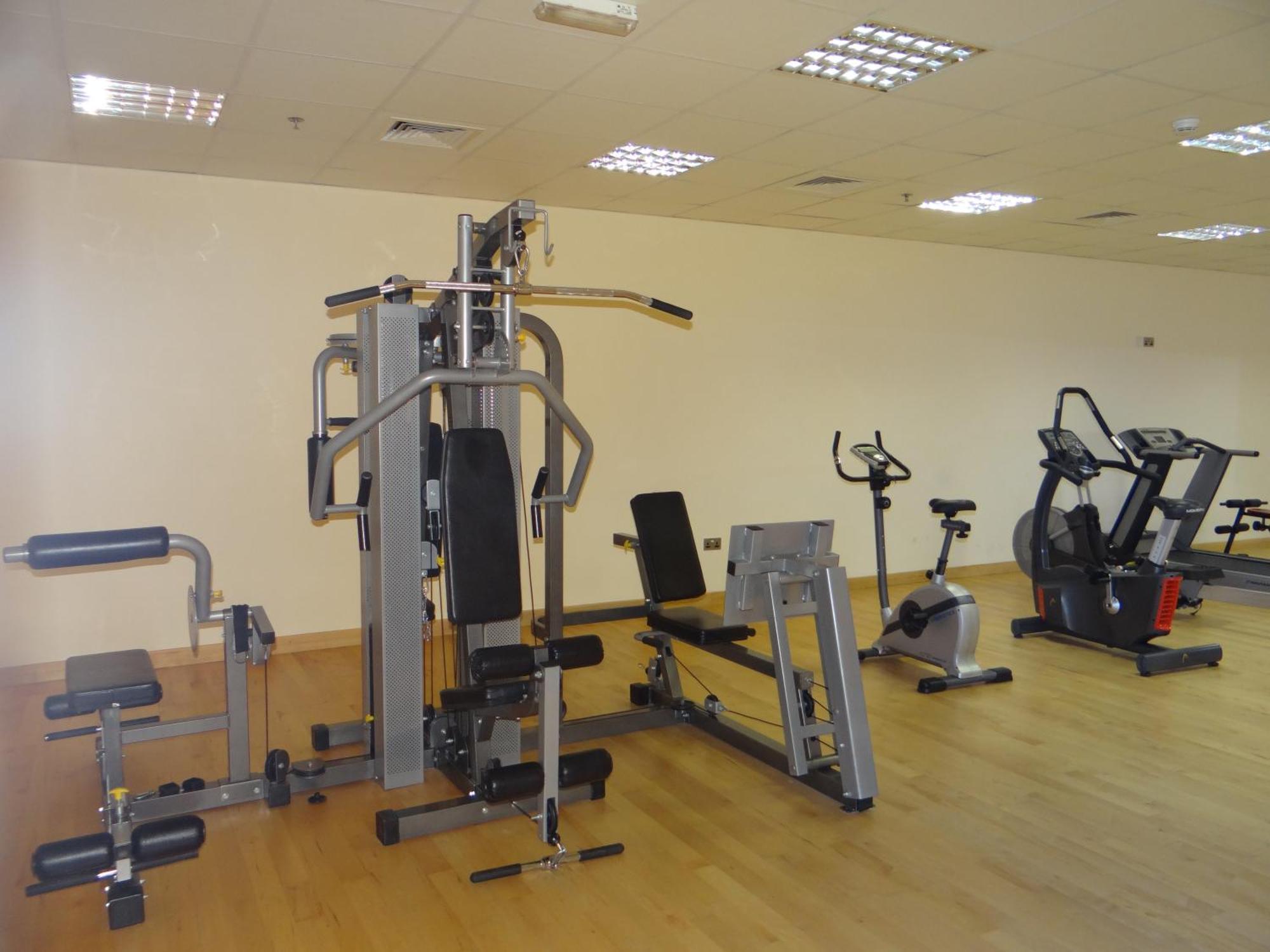 Huge Entire Apartment For Couples ,Families & Groups -Up To 5 Guests- With Free Pool, Steam & Sauna ,Jvc,Дубай Экстерьер фото